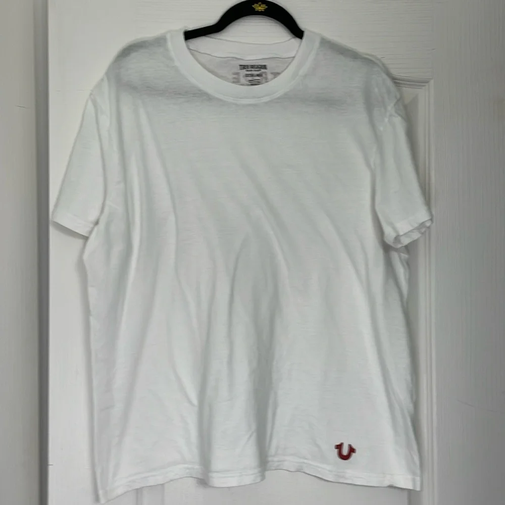 True Religion white T-shirt size XL